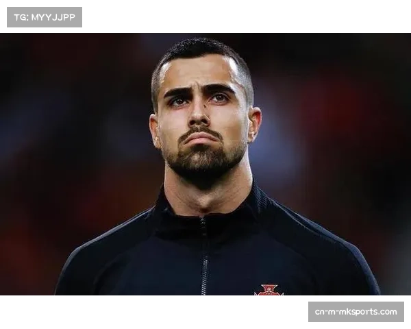 葡萄牙体育门将迪奥戈·科斯塔表现稳定，零封场次多