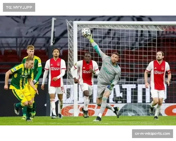 阿贾克斯4-2客胜卡拉巴克 欧冠攻防效率趋势分析展现实力回升